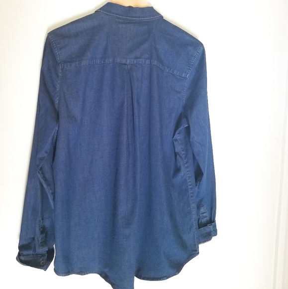 🌻2/$24 NWOT G.H. Bass Denim Button Down Shirt - Picture 4 of 4